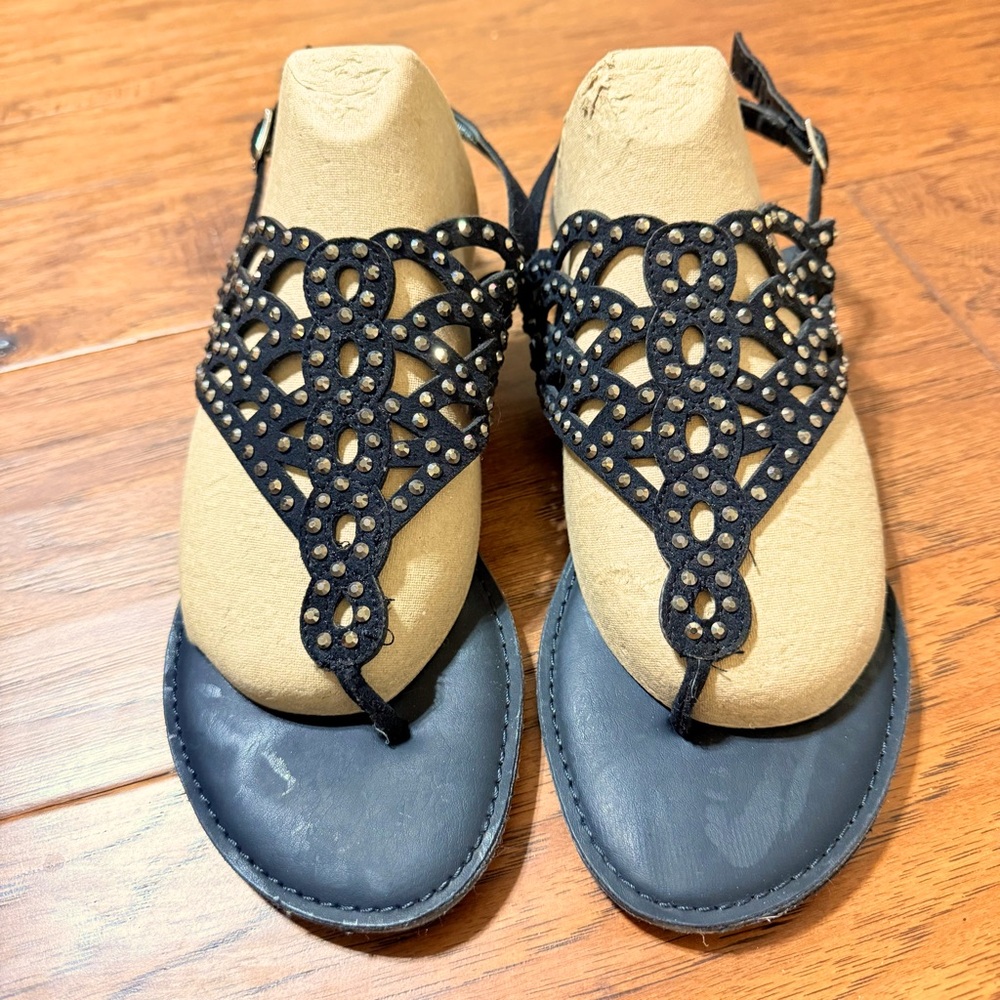 Zigisono Studded Black Sandals